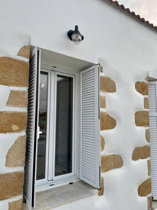 Villa Eftychia Serene Getaway With Hot Tub In A Quiet Location Κίσσαμος Εξωτερικό φωτογραφία