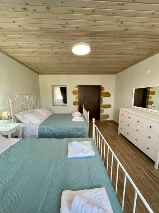 Villa Eftychia Serene Getaway With Hot Tub In A Quiet Location Κίσσαμος Εξωτερικό φωτογραφία