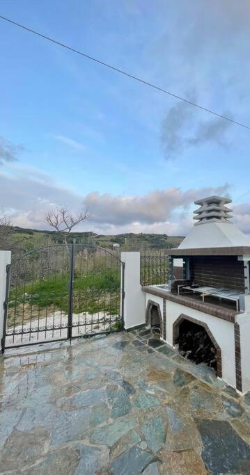 Villa Eftychia Serene Getaway With Hot Tub In A Quiet Location Κίσσαμος Εξωτερικό φωτογραφία
