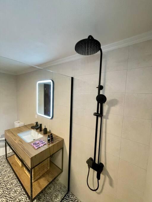 Villa Eftychia Serene Getaway With Hot Tub In A Quiet Location Κίσσαμος Εξωτερικό φωτογραφία