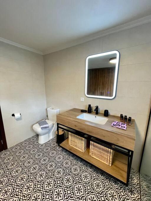 Villa Eftychia Serene Getaway With Hot Tub In A Quiet Location Κίσσαμος Εξωτερικό φωτογραφία